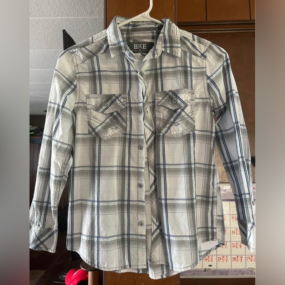 Boys size medium 12 BKE button down. Worn once.